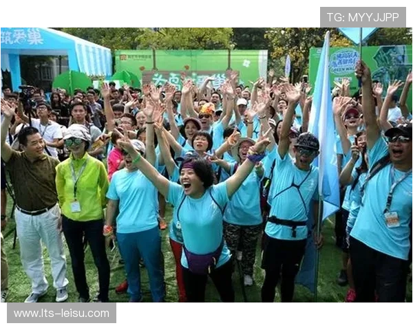 聚合轴技术让观众自定义观赛焦点，提升参与感。