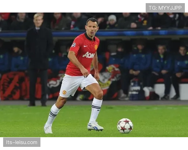 战术评论:高位逼抢战术在当代足球中的演变与局限